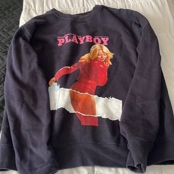 March 1975 PLAYBOY Cover Crewneck Sweatshirt - Picture 2 of 2